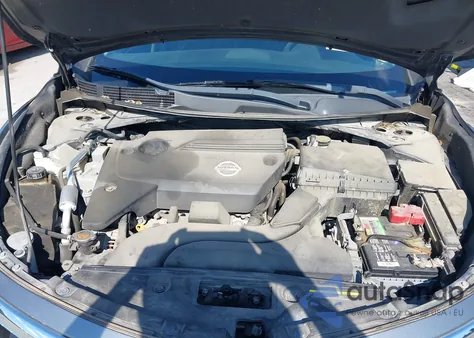 2015 Nissan Altima 2.5 S из США, поврежденный, VIN 1N4AL3AP4FC153440